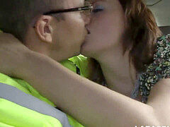 Mamada, Botas, Británico, Europeo, Corridas faciales, Maduro, Madres para coger, Bajo la falda