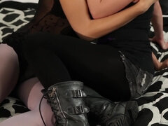 Amateur, Rubia, Universidad, Penetracion con dedos, Hd, Lesbiana, Tetas naturales, Perforación