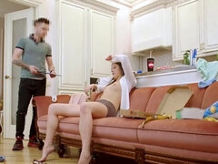 18 ans, Sucer une bite, Brunette brune, En gros plan de très près, Hd, Russe, Adolescente, Nénés