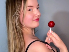 Grosser schwanz, Blasen, Braunhaarige, Sperma im mund, Spermaladung, Handjob, Hd, Jungendliche (18+)
