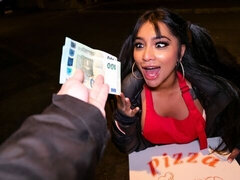 Asiatisch, Grosser arsch, Grosser schwanz, Grosse titten, Blasen, Hundestellung, Geld, Pov