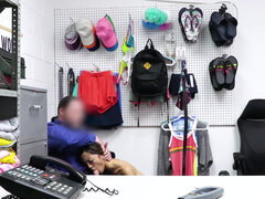 Likken, Gezichtspunt, Geschoren, Verlegen, Gestolen, Strippen, Zempak, Tiener