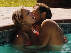 デカ尻, フェラチオ, バック, キス, プール, タトゥー, ティーン, 濡れ