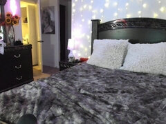 Enthousiasteling, Grote kont, Grote mammen, Blond, Huisgemaakt, Masturbatie, Tiener, Webcamera