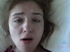 Blasen, Besamung, Fingern, Fussjob, Handjob, Öl, Pov, Nass