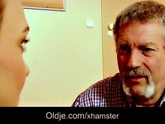 Grosse titten, Freundin, Lecken, Muschi, Rasiert, Jungendliche (18+)