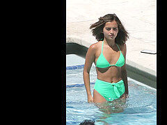 Amateur, Bikini, Célébrité, Compilation, Branlette thaïlandaise, Talons, Orgasme