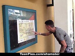 Grosser schwanz, Freund, Geschnappt, Betrug, Besamung, Hd, Öffentlich, Titten