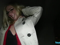 Culo, Culo grande, Rubia, Mamada, Dinero, Tetas naturales, Al aire libre, Pov