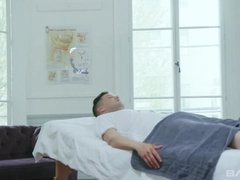 In den arsch, Braunhaarige, Spermaladung, Aufs gesicht abspritzen, Lingerie, Muschi