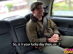 Sucer une bite, Britannique, Hd, Monstre, Orgasme, Public, Réalité, Tatouage