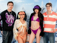 18 летние, Большая жопа, Минет, Парочка, Собачьи, Натуральные сиськи, Молоденькие, Сиськи