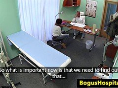 Пальцем