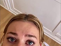 Enthousiasteling, Lieveling, Grote lul, Pijpbeurt, Sperma shot, Hardcore, Gezichtspunt, Ruw