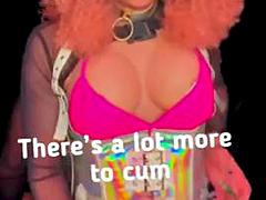 Grosse bite, Travestis, Fétiche, Talons, Masturbation, Transsexuelle, Douche, Fumer