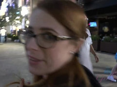 Cuarto de baño, Tetas grandes, Vestido, Tacones, Perforación, Coleta, Pov, Falda