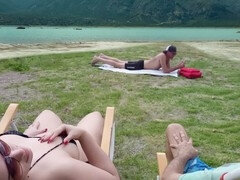 Plage, Tir de sperme, Doigter, Exhib, Masturbation, Nue  à poil, Nue, Public