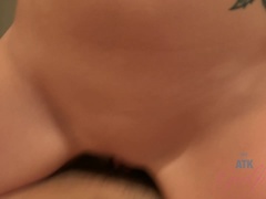 Blasen, Handjob, Piercing, Pov, Muschi, Rasiert, Dürr, Titten