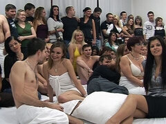 Leie, Blasen, Gruppe, Behaart, Selbstgemacht, Natürlichen titten, Pov, Jungendliche (18+)