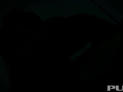 Bottes, Brunette brune, Gode, Lingerie, Mère que j'aimerais baiser, Jarretelles, Tatouage, Jouets