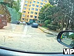 Tetas grandes, Coche, Engañando, Hd, Tetas naturales, Pov, Gritar, Esposa