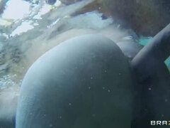 Anaal, Blond, Hondjeshouding, Vingeren, Handbeurt, Masturbatie, Kut duiken, Tatoeage