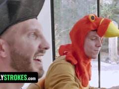 18 ans, Tir de sperme, Le plan cul à quatre, Branlette thaïlandaise, Hard, Léchez, Maman, Adolescente