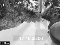 フェラチオ, チン, 顔射, 異人種間, なめる, オマンコ, おもらし, 三人