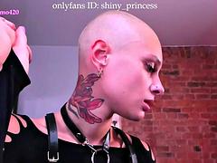 Bald Beauty Extreme Deepthroat