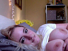 curvy hottie with fake penis