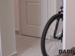 Брюнетки, Измена, Папочка, Хд, Бритые, Носки, Тату, Молоденькие