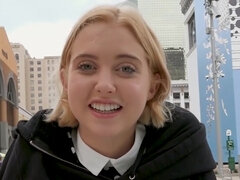 18 jahre, Blasen, Schwanz, Dildo, Hardcore, Jungendliche (18+), Titten, Spielzeuge