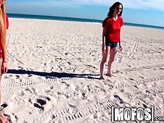 Playa, Bisexual, Mamada, Ffm, Lamidas, Anilingus, Adolescente, Trio