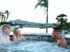 Grote kont, Grote lul, Grote mammen, Biseksueel, Hondjeshouding, Dubbele penetratie, Fetisj, Hd