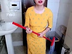 Kamwali Bhai Landlord Affair - Indian Maid fucked by Malik For Extra Pay xxx