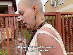 Grosse titten, Blondine, Blasen, Vollbusig, Hardcore, Pov, Öffentlich, Titten