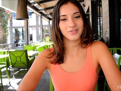 Nahaufnahme, Extrem, Fetisch, Orgasmus, Öffentlich, Solo, Weibliche ejakulation, Unter dem rock
