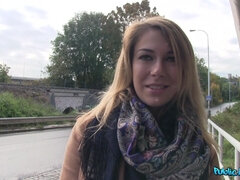 Amateur, Nana, Sucer une bite, Tromperie, Argent, De plein air, Pov, Public