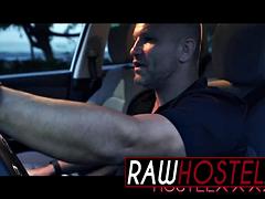 Nana, Hard, Petite femme, Nénés