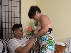 69, フェラチオ, バック, ヨーロピアン, 手コキする, 熟年, 母, オマンコ