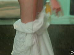 Lieveling, Pijpbeurt, Diep in de keel, Sperma in gezicht, Likken, Kut duiken, Kort haar