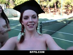Vollbusig, Fingern, Lesbisch, Natürlichen titten, Muschi, Jungendliche (18+), Flotter dreier, Titten