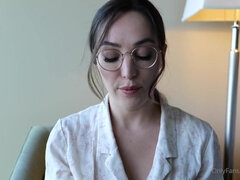 Amateur, Nana, Gros seins, Plantureuse, Lunettes, Seins naturels, Nénés, Webcam