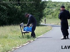 18 años, Europeo, Cárcel, Oficina, Policía, Realidad, Hijo, Adolescente