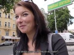 Hunt4k. denisse vient à prague pour s'amuser mais pas pour les musées ennuyeux