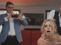 Glamour MILF beauty Ema Karter hot Brazzers scene