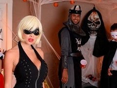 Grote mammen, Pijpbeurt, Rondborstig, Lul, Fetisj, Handbeurt, Ondergoed, Rijden