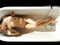 Leie, Arsch, Bad, Fingern, Masturbation, Solo, Jungendliche (18+), Titten