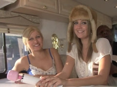 黒人, ブロンド, フェラチオ, 大学生, 指いじり, グループ, 異人種間