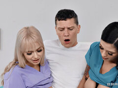 フェラチオ, レズビアン, なめる, ハメ撮り, オマンコ, 三人, パイ刷り, ユニフォーム